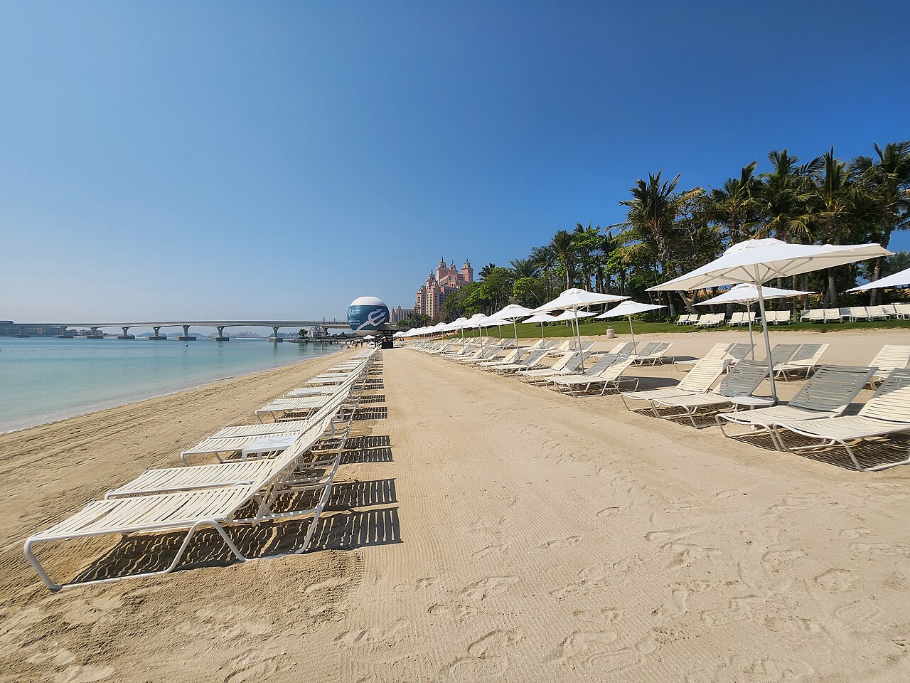 Beachfront at Atlantis The Palm resort in Dubai