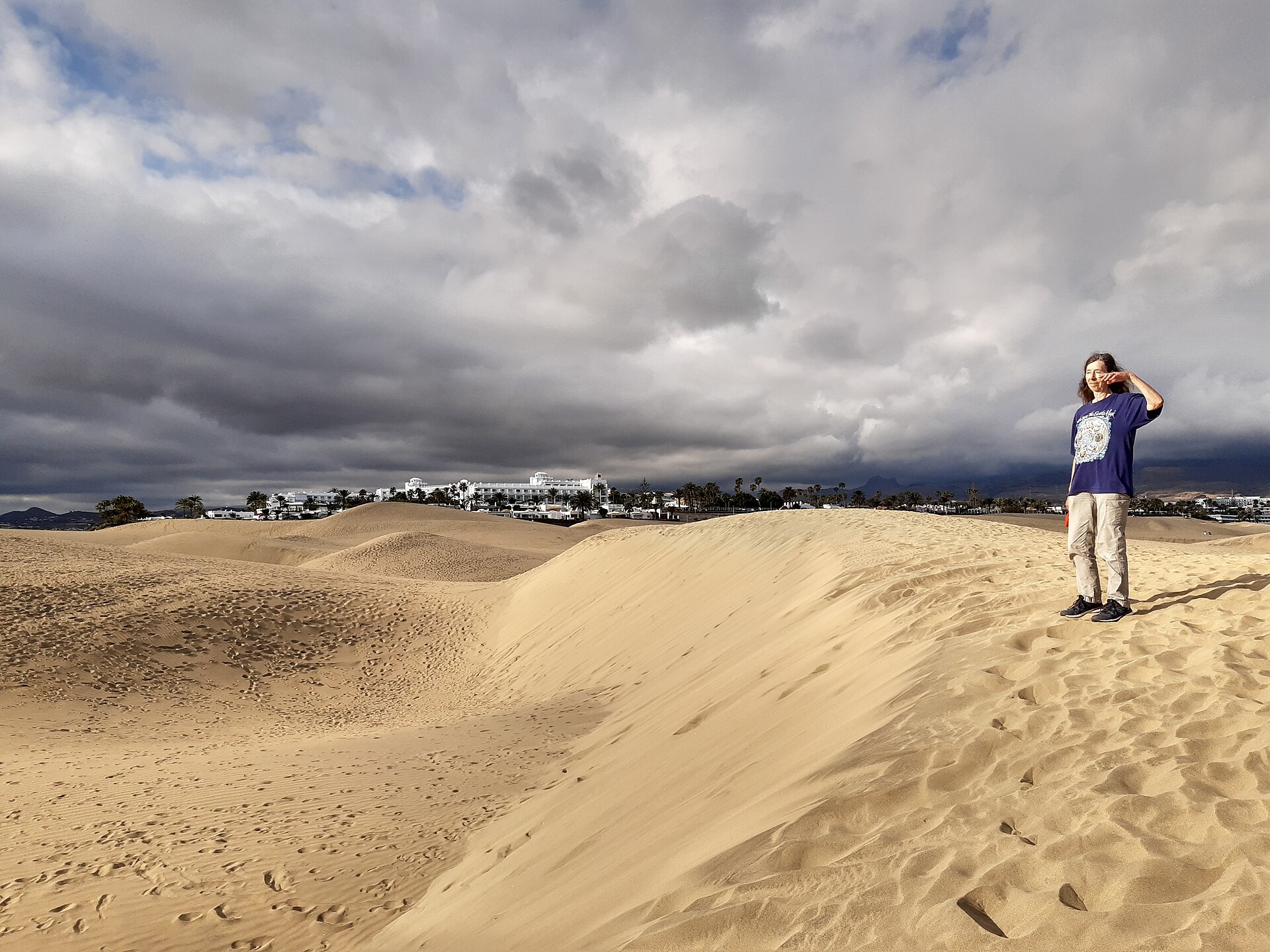 Hotel seen from the surrounding Maspalomas dunes